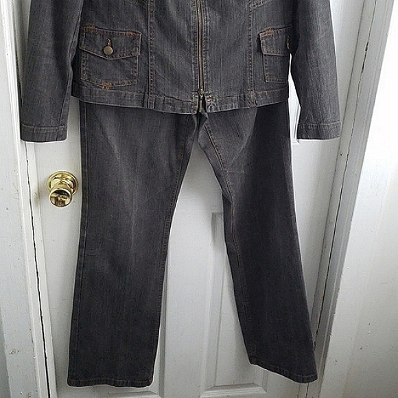 Jean set - Picture 2 of 8